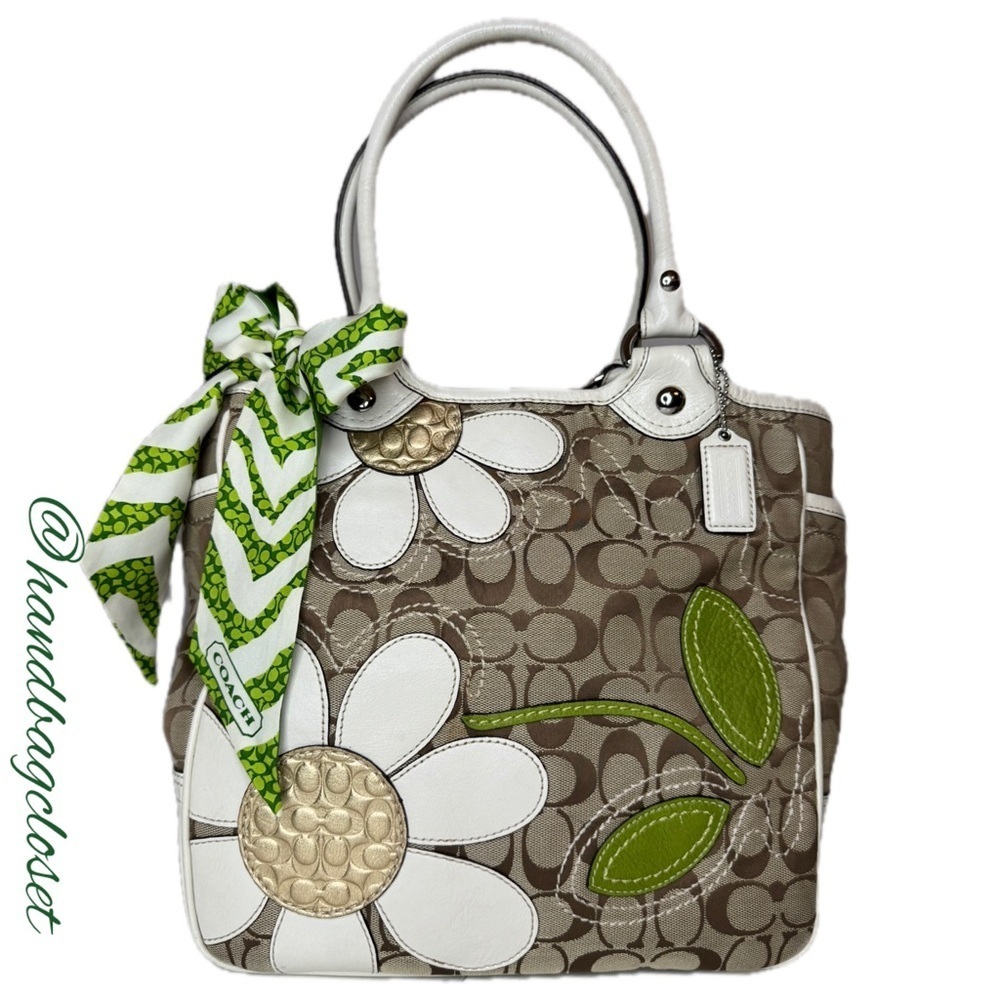 Y2K Coach F14724 Limited Ed. Green White Scarf Wallet Bleecker Daisy Tote Bag - Picture 3 of 16